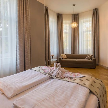 Wellness & Spa Hotel Villa Regenhart Jesenik Exterior photo