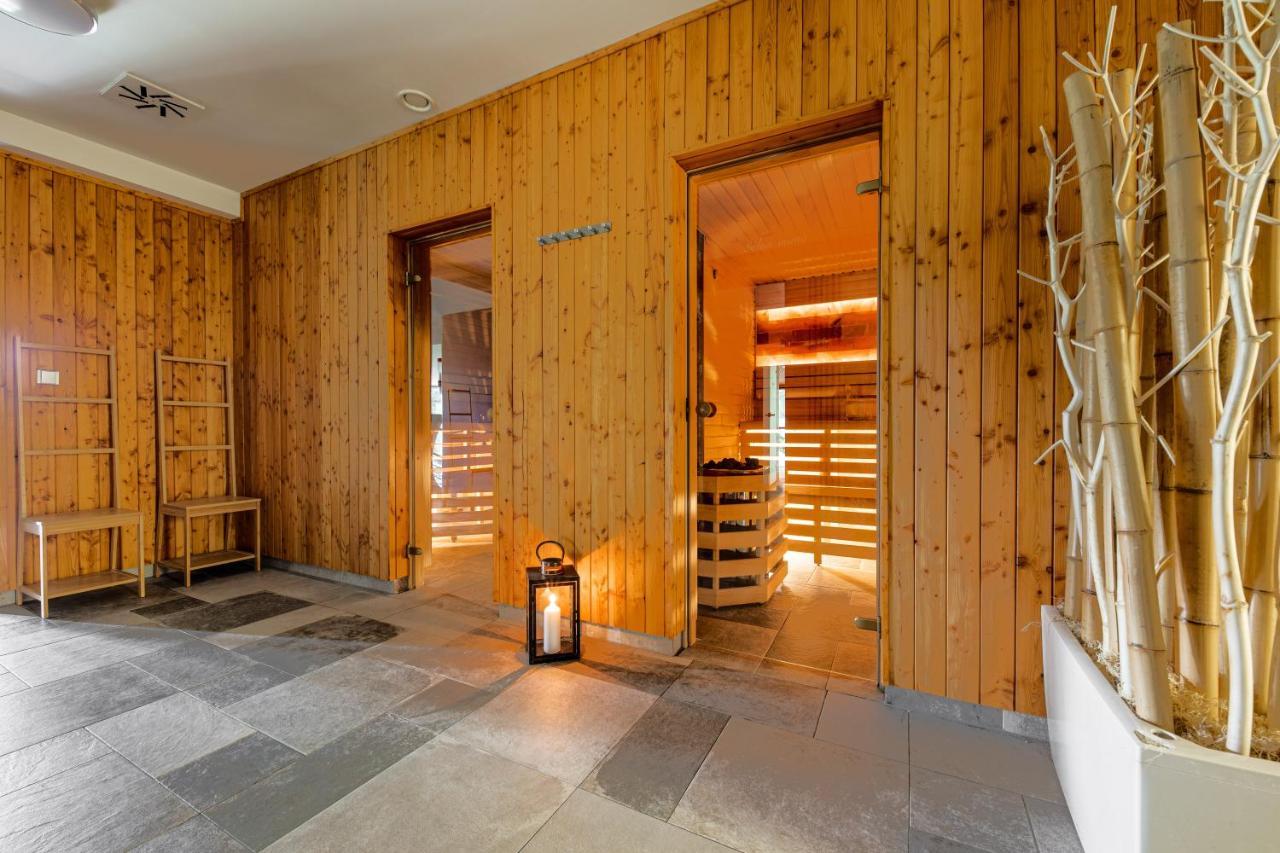 Wellness & Spa Hotel Villa Regenhart Jesenik Exterior photo